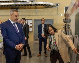 Fidan visits Canadian nuclear plant during official trip