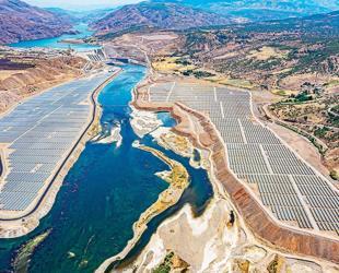 Renewable share in power generation hits 26-year high