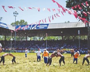 Centuries-old Kırkpınar Oil Wrestling tournament kicks off in Edirne