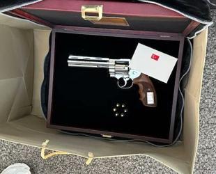 NATO leaders receive personalized pistols as gifts after Ankara summit