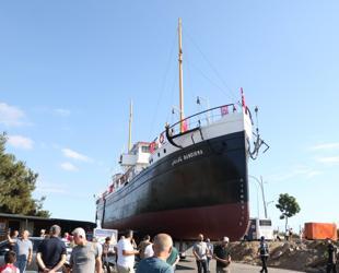 Bandırma Ferry makes overland journey to Atatürk’s landing site
