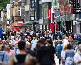 EU population to peak in 2029 before long-term decline