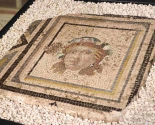 13th panel of the ‘Gypsy Girl’ mosaic returned to Türkiye