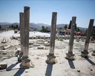 UNESCO weighs endangered status for threatened sites