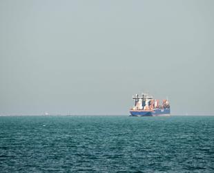 Crude oil hits one-month high amid renewed US-Iran fighting