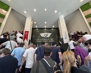 İzmit mayor, senior officials detained as CHP-run district hit by probe