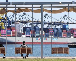 US imposes additional 12.5 percent tariff on Turkish apparel
