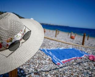 Tourists spend nearly $6 billion on food in Türkiye in first half