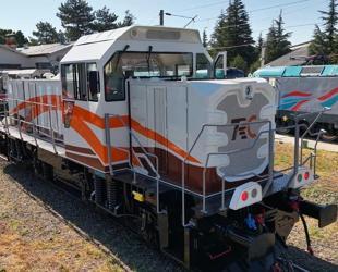 Türkiye exports first domestic diesel-electric locomotive to Africa