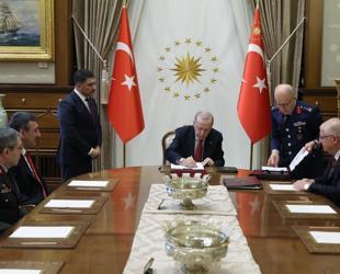 Top military council names Dalkıran air force chief, promotes dozens