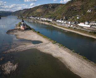 Low water on Germanys Rhine river threatens new blow to economy