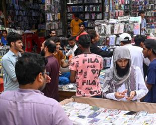 Pakistan restricts international media reporting outside main cities
