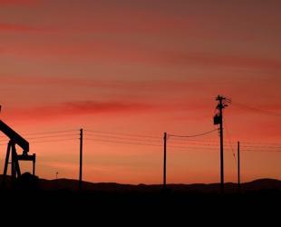 Oil prices jump further as hopes for Hormuz deal fade