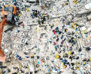 Colombia denies rejecting quake help