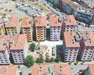 Istanbul tears down 10,000 structures a year for urban transformation