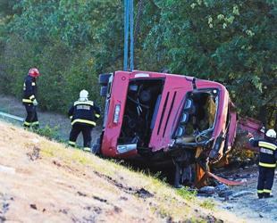 12 killed as Polish bus overturns in Hungary