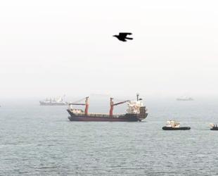 US-Iran ceasefire set to expire as Hormuz tensions persist