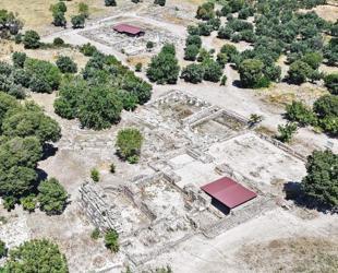 Ancient bathhouse’s pools uncovered at sanctuary