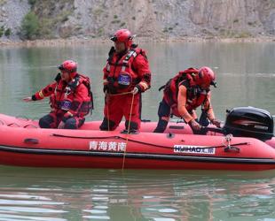 China joins India search for 22 missing after cargo ship sinks