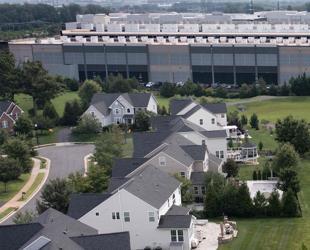 Data center backlash scrambles US midterm politics