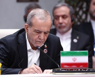 Iranian president offers US olive branch