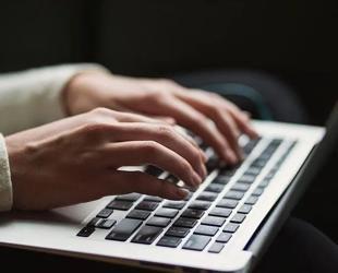 Information and communications sector extends growth streak to 10th quarter