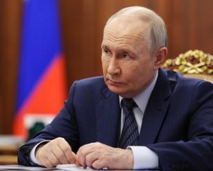 Putin orders three-day halt to strikes on Kiev
