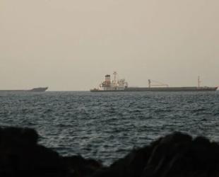 Iran retaliates after US strikes oil tankers