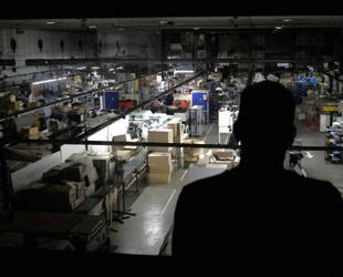 Argentine industry reels from Mileis free-market revolution