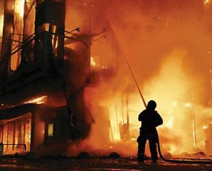 Russia and Ukraine trade deadly strikes