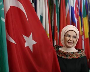 Turkish first lady spotlights environmental crisis