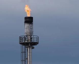 Spain caps gas tariff rises, extends fuel tax cuts