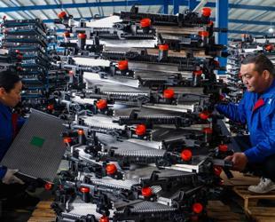 China factory activity returns to growth in September