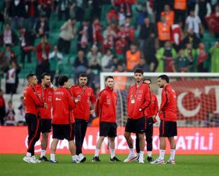 Under pressure Türkiye to take on Belgium