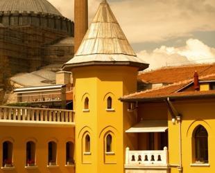 Three decades of luxury in old Istanbul