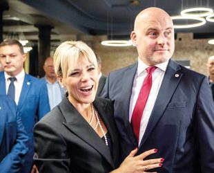 Pro-Europe Latvian PM wins elections