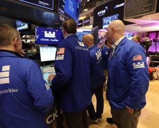 AI borrowing binge rattles US markets
