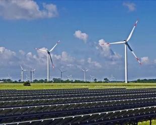 Türkiye sets record for solar, wind power generation in August