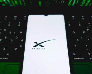 Starlink decides to buy low-band spectrum for mobile phone service