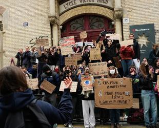 Frances high school students plan fresh protests