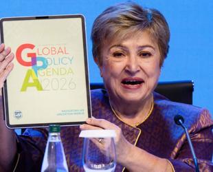 IMF urges action on debt as borrowing costs rise