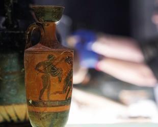 Israel returns 22 artifacts to Greece