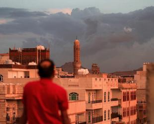 Houthi attack on Aden presidential palace kills five