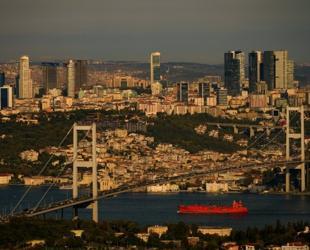 Markets focus on rate decision as economists see 100 bps cut
