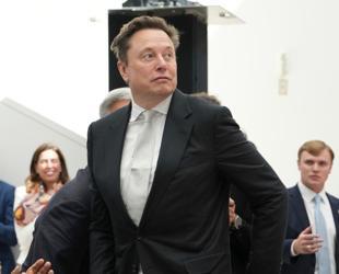 Musk backs SpaceX-Tesla merger as rocket firm turns profit