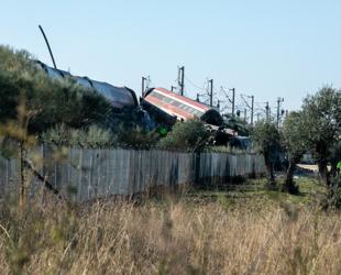 Dozens killed as high-speed trains collide in Spain