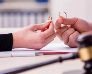 Türkiye’s ruling party reworks alimony reform proposals