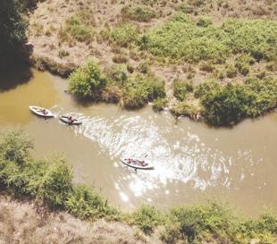 Kocaeli streams attract canoeing enthusiasts