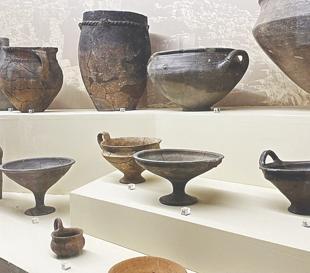 Troy exhibition at Colosseum ends