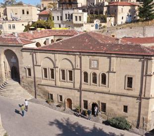 Digital database preserves old mansions